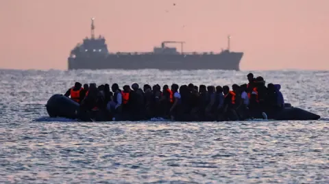 First Migrant Returned to France Under Fresh Exchange Deal
