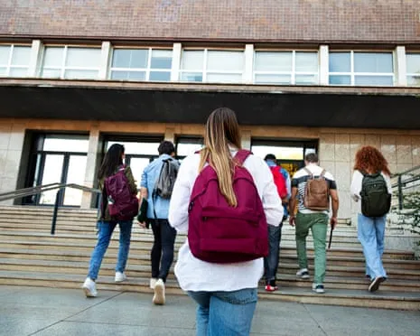 While Teen Boys Shift Right, the Rise of the 'Relaxed Female' Phenomenon Becomes Apparent